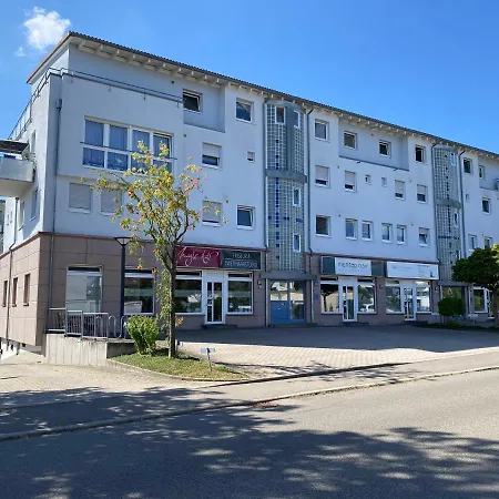 Appartamento 3 In S-bahn Naehe, 76 Qm, Max 5 Pers, 30qm Dachterasse, Garage, Internet 1000 Mbit Gärtringen